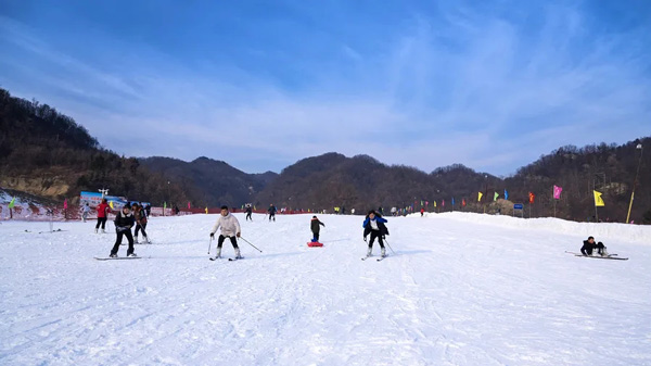 猿人山滑雪場‖煥新升級,靜待八方賓朋！